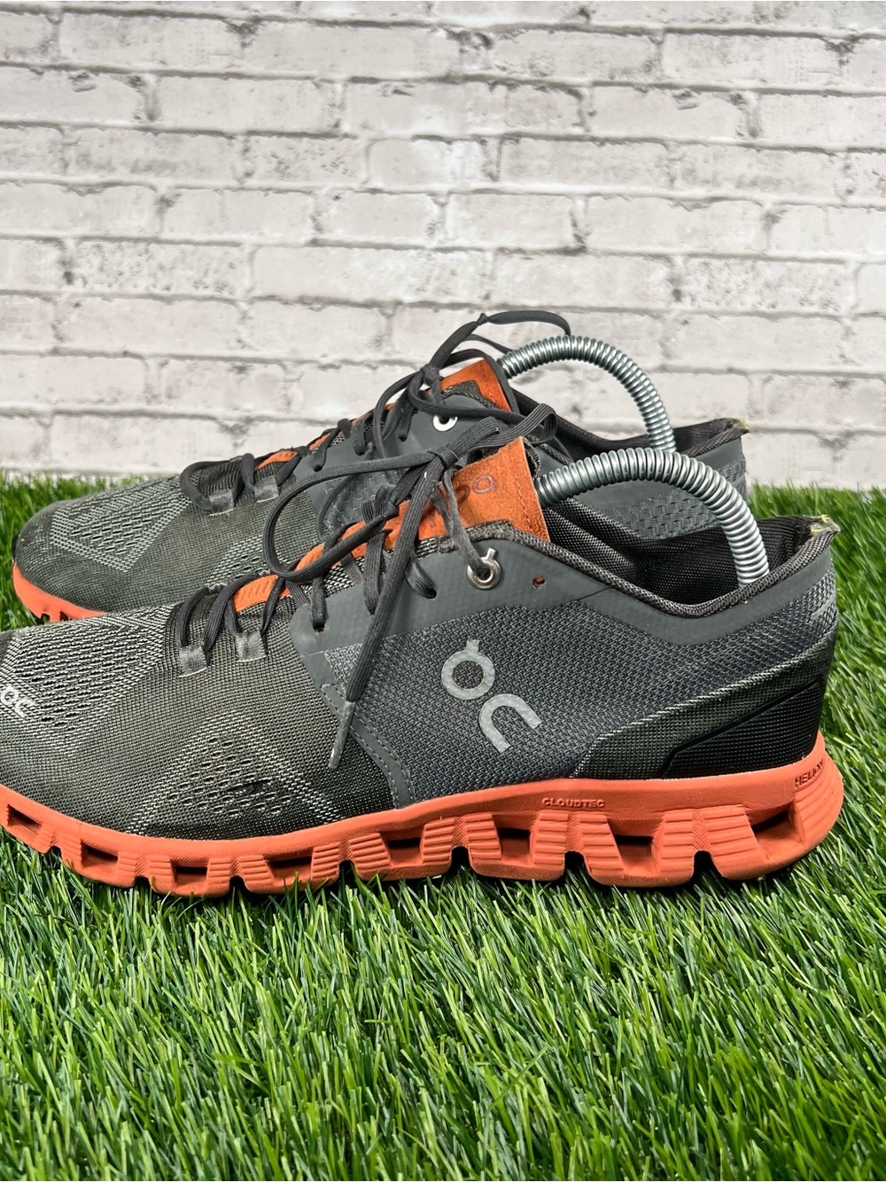 On Cloud X Mens 7.5 Running Shoes Grey Orange Rust Rock 40.99241 Read Flaws
